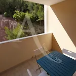 T3 Capacite 6 Personnes Dans Avec Piscine Et Garage * Sete
