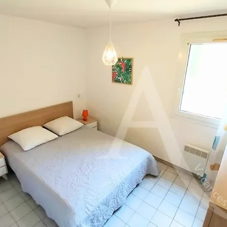 T3 Capacite 6 Personnes Dans Avec Piscine Et Garage 아파트