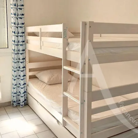 T3 Capacite 6 Personnes Dans Avec Piscine Et Garage * Sète